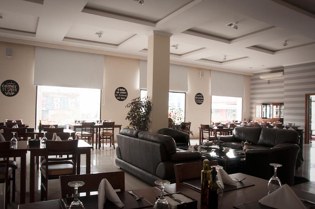Hotel Maxim Тринидад Экстерьер фото